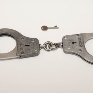 Chubb detainee British made Police / Prison Issue Handcuffs and Key